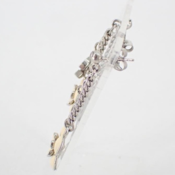 Sold! Chanel silver cream drop earrings w/ CC and Camelia - Picture 3 of 3